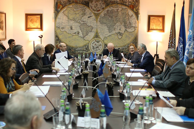 Первое заседание Совета ЕОЭС по межнациональным отношениям и экономическому сотрудничеству национально–культурных объединений